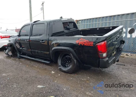 2018 Toyota Tacoma Trd Off Road z USA, uszkodzony, nr VIN 5TFCZ5AN2JX132664